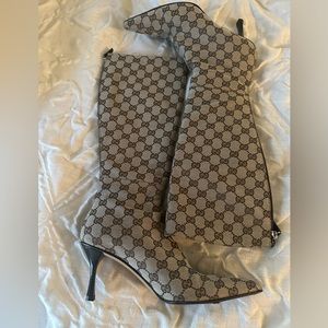 Vintage Gucci Boots size 9